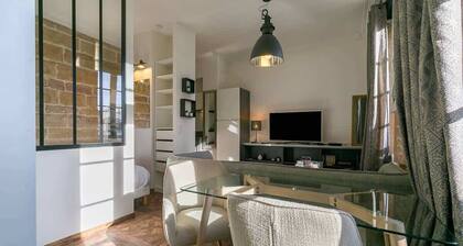 Le Saint B -Studio au pied de la cathédrale- SR Lo