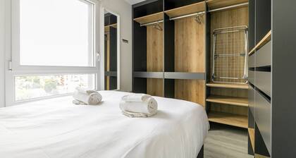 Le Fantasy- Appartement 2 chambres avec grande terrasse- SR Loc