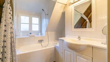 Een douche, een haardroger