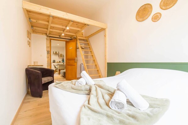 2 bedrooms, free WiFi - Le jardin des plantes- au pied du jardin de l'arquebuse - SR Loc (DIJON)