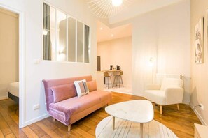 Living area - Terrasse Saint Michel - Au pied de la cathédrale - (Dijon)