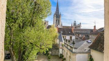 Vue depuis lâhĂ©bergement