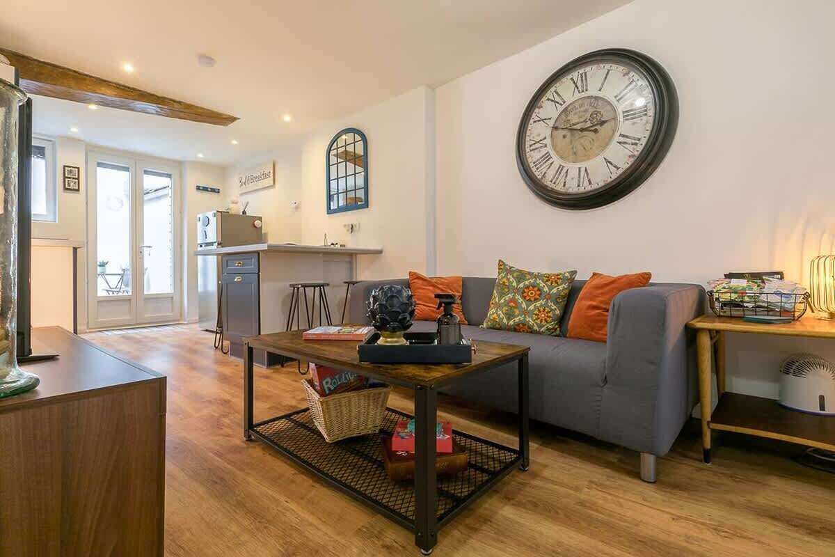 Televisie en een kantoor