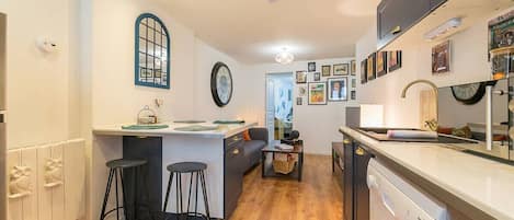 Fridge, microwave, oven, dishwasher