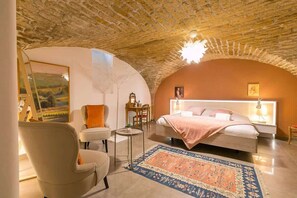 2 soverom, strykejern/-brett, wi-fi (inkludert) og sengetøy