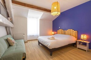 2 bedrooms, iron/ironing board, free WiFi, bed sheets - La Cabotte d'Ahuy- Belle maison de village- SR Loc (Ahuy)