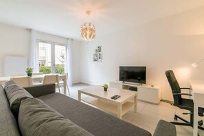 TV - Le Marpaux - Bel appartement avec jardin privatif (Dijon)