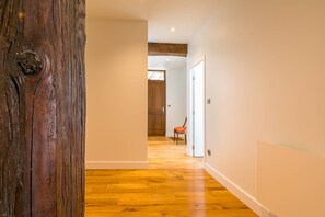 Interior - Orangerie Jeannin - Appartement au cœur de la ville -SR Loc (DIJON)