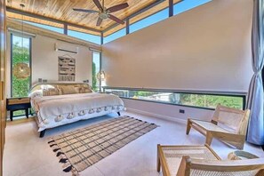 36 camere, ferro/asse da stiro, culla da viaggio, Wi-Fi gratuito