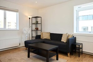Apartment (2 Bedrooms) | Living area - The West Hampstead Base - Central 2bdr Apartment (London)