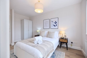 公寓 (3 Bedrooms) | 3 間臥室、熨斗/熨衣板、免費無線上網、床單