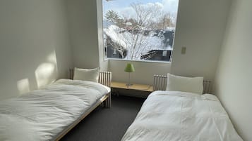 Standard Twin Room | Free WiFi