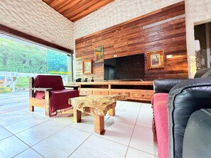 Smart TV de 40 pulgadas con canales por cable 