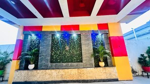 Property entrance - Hotel Krishna Palace (Dehradun)