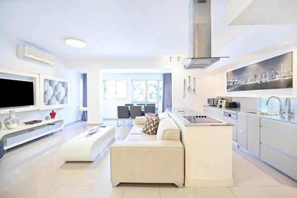 TV, DVD player, offices