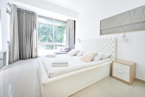 3 soverom, strykejern/-brett, reiseseng for barn og wi-fi