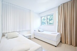 3 bedrooms, iron/ironing board, travel crib, WiFi