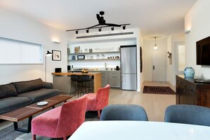 TV, stereo, offices