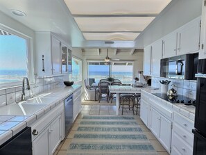 Fridge, microwave, oven, stovetop - Gem Of The Sea – A Cayucos Home with Stunning Views & Private Beach Access! (Cayucos)