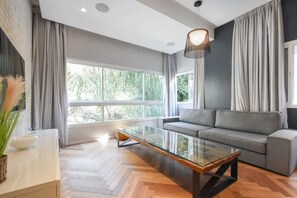 Televisie en een kantoor