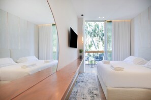 3 habitaciones, tabla de planchar con plancha, cuna de viaje y wifi 