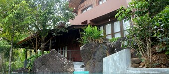 On the way to Ella, Udawalawa, Mirissa. Hike Adams Peak. 3 AC rooms with a pool