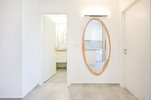 Interior - Cozy 1BR Apartment in Mendele by HolyGuest (Tel Aviv)