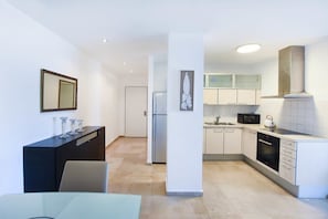 Coffee/tea maker, fridge, microwave, oven - Splendor 2-BR  in Melchet  by HolyGuest (Tel Aviv)