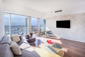 TV, offices