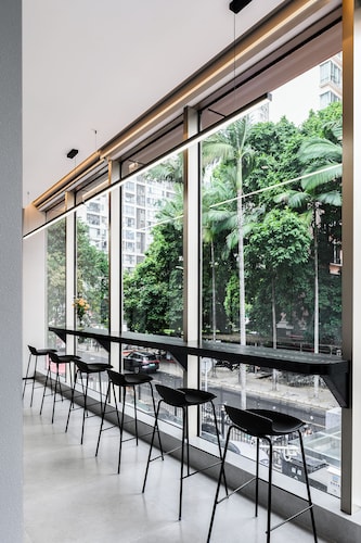 力亞酒店 (福田口岸保税區店)