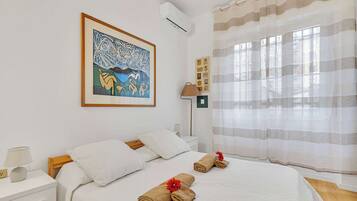 Bügeleisen/Bügelbrett, kostenloses WLAN