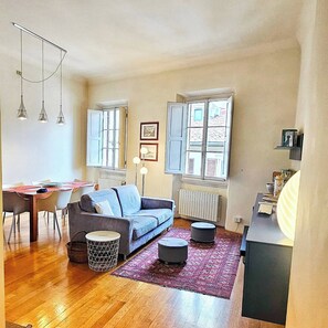 Apartment, 1 Bedroom, City View | Living room - Apartment in the Center of Florence With a View (Florence)