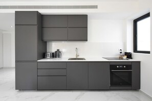 Fridge, microwave, oven, stovetop - Outer Space at Hayarkon by HolyGuest (Tel Aviv-Yafo)