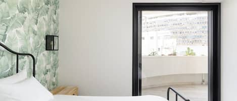 4 Schlafzimmer, Bügeleisen/Bügelbrett, Reisekinderbett, WLAN