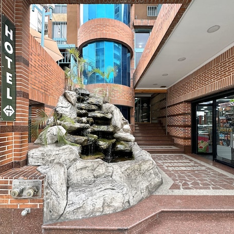 Exterior. Hotel Grand Galaxie