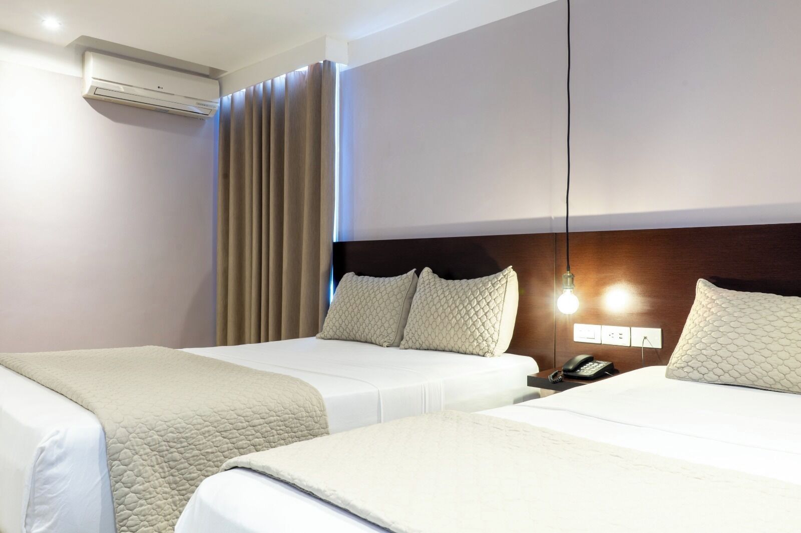 Deluxe Triple Room | Peralatan tempat tidur premium, katil Select Comfort, Wi-fi percuma 