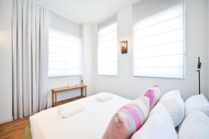 2 sovrum, strykjärn/strykbräda, wi-fi och sängkläder