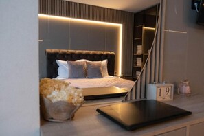Apartment, 1 Bedroom, Accessible, Garden View | 2 bedrooms