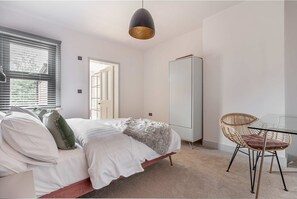 2 Schlafzimmer, Bügeleisen/Bügelbrett, WLAN, Bettwäsche