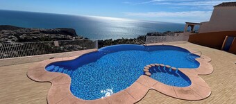 Attractive 3-bedroom, 2-bath duplex. Parking.   Cumbre del sol