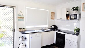 Mikrowelle, Geschirrspüler