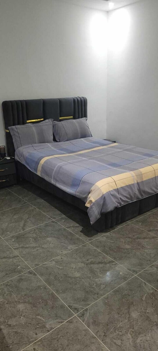 Leilighet, byutsikt | 1 soverom, lydisolert, strykejern/-brett og wi-fi (inkludert)