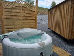 Cabaña | Bañera de hidromasaje al aire libre