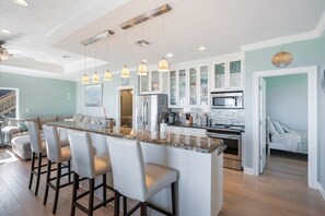 House, 3 Bedrooms | Private kitchen - C View 3 Bedroom Home (Port Bolivar)