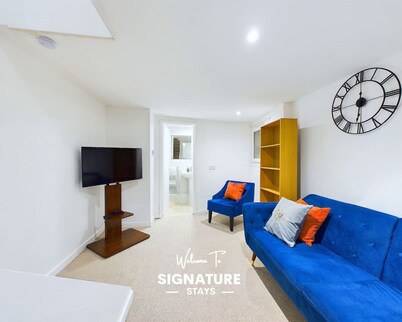 Portland Place | Central & Racecourse | Parking