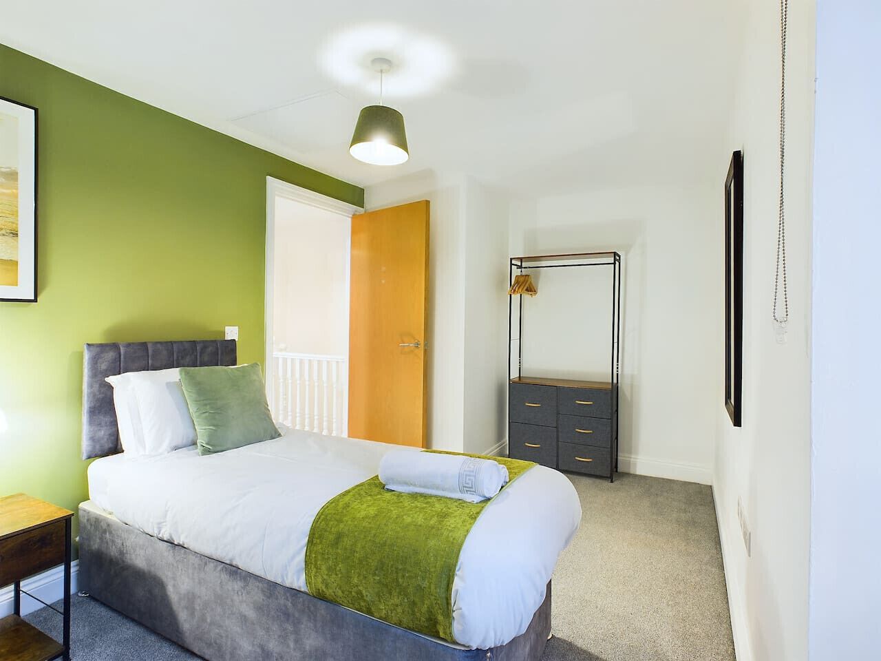 2 chambres, bureau, fer et planche à repasser, Wi-Fi gratuit