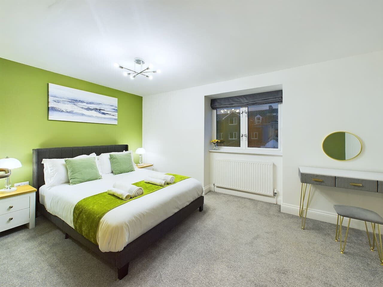 2 chambres, bureau, fer et planche à repasser, Wi-Fi gratuit