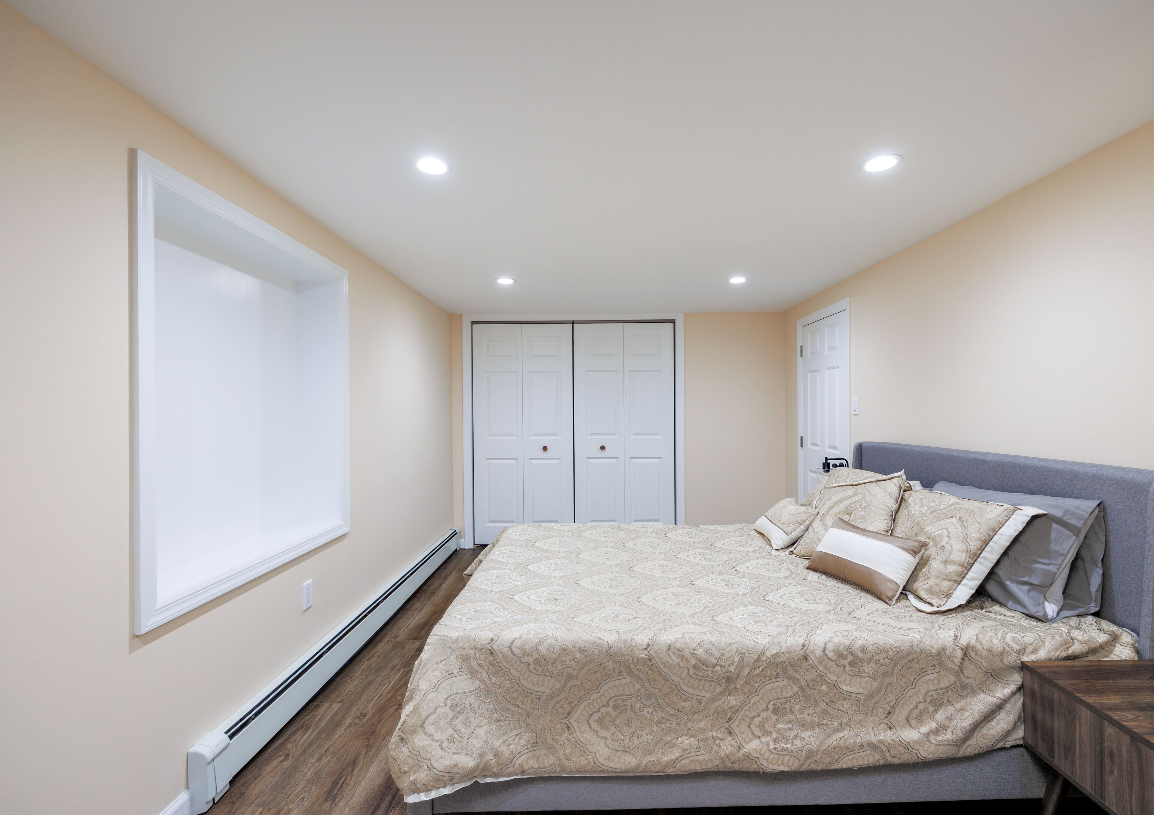 1 bedroom, in-room safe, desk, iron/ironing board