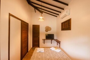 1 bedroom, laptop workspace, free WiFi
