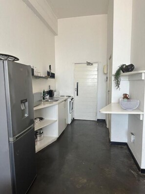 Private kitchen - Parc Royale Maboneng (Johannesburg)